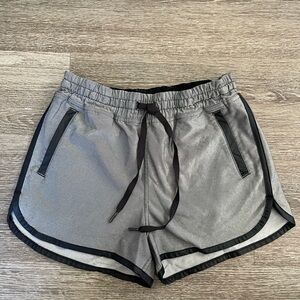 Lululemon Athletica Gray Black Athletic Shorts Lightweight